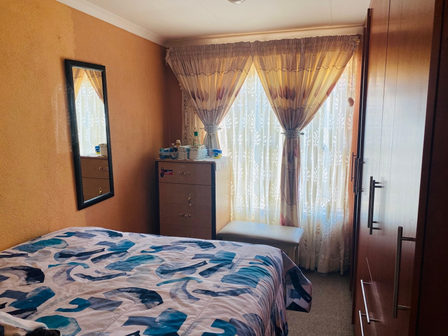 3 Bedroom Property for Sale in Geelhoutpark North West
